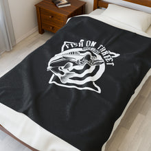 Load image into Gallery viewer, Fish on Target x BG Cobranded Blanket